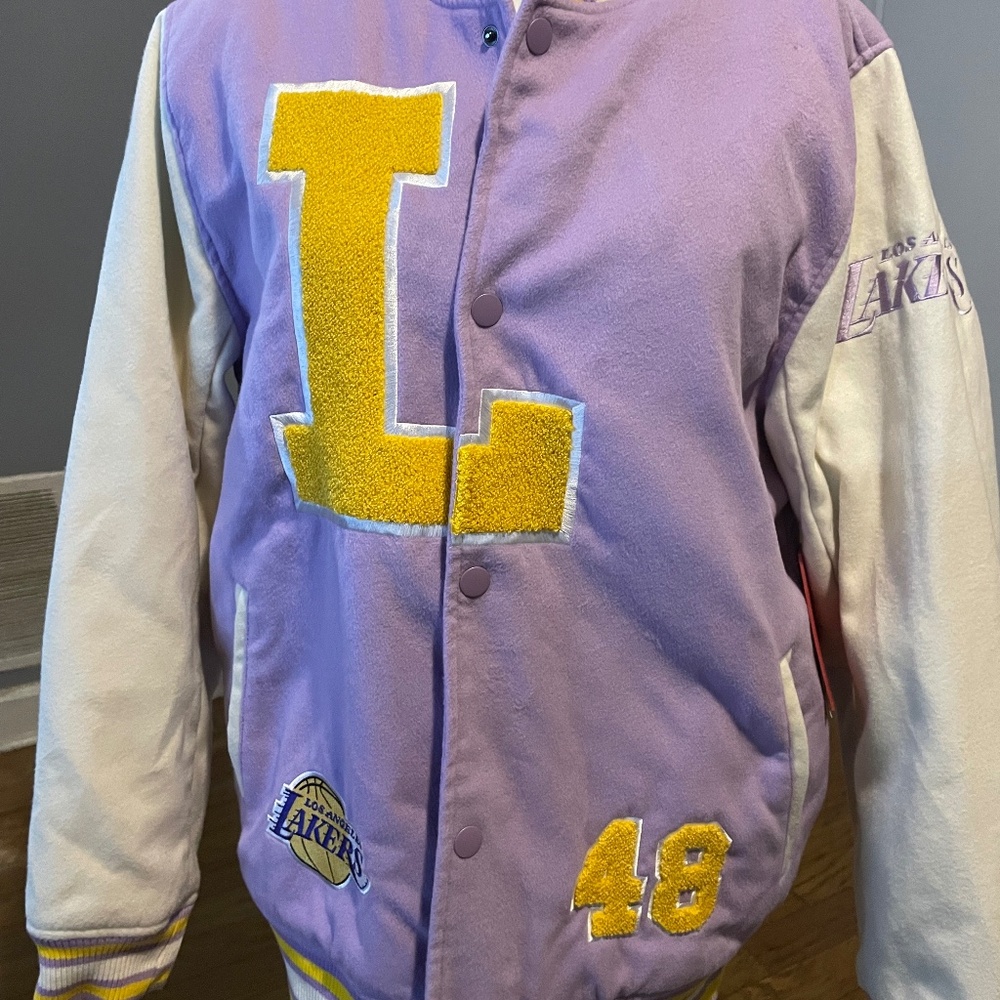 URBAN OUTFITTERS Exclusive Lakers Coat Jacket